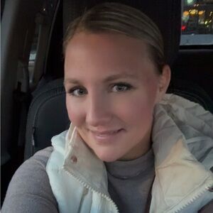 Meet your Posher, Jennifer